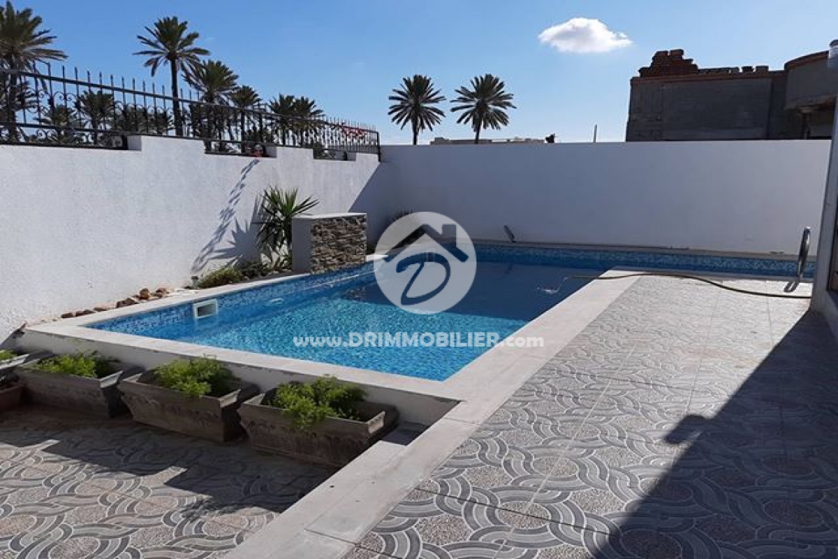 L 231 -   Villa avec piscine Djerba
